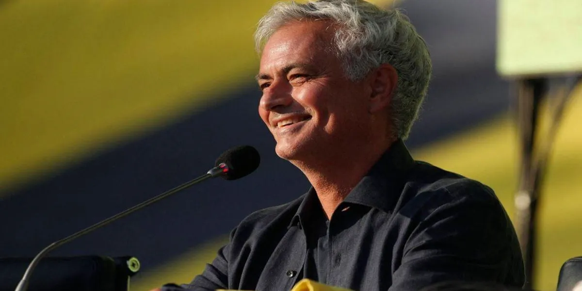 Jose Mourinho vorbeste inainte de revenirea la Benfica