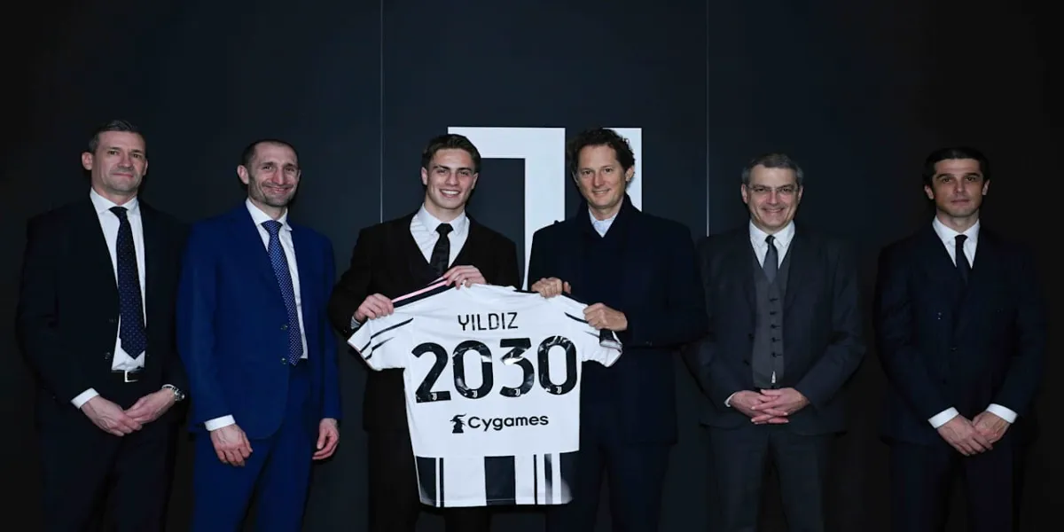 Kenan Yildiz isi prelungeste contractul cu Juventus pana in 2030