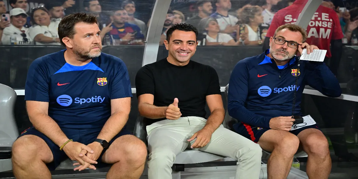 Xavi sustine ca Laporta a blocat revenirea lui Messi la Barcelona