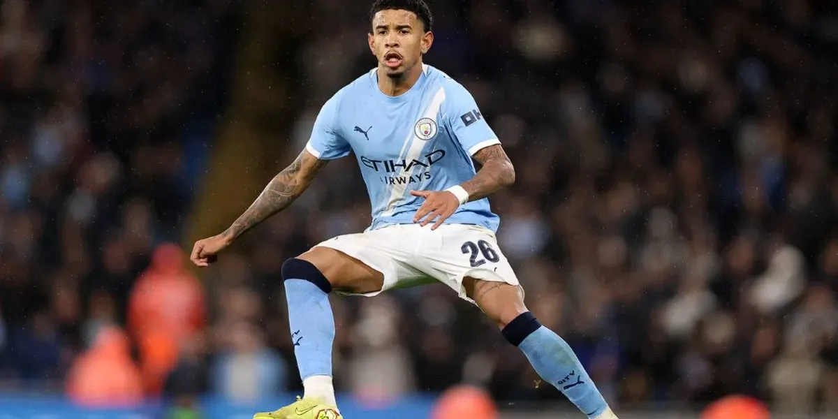 Zvonuri transferuri: Man Utd cauta mijlocasi, Barca il vrea pe Savinho